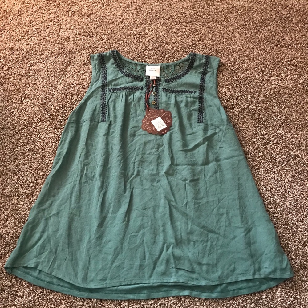 NWT Knox Rose Tank Top